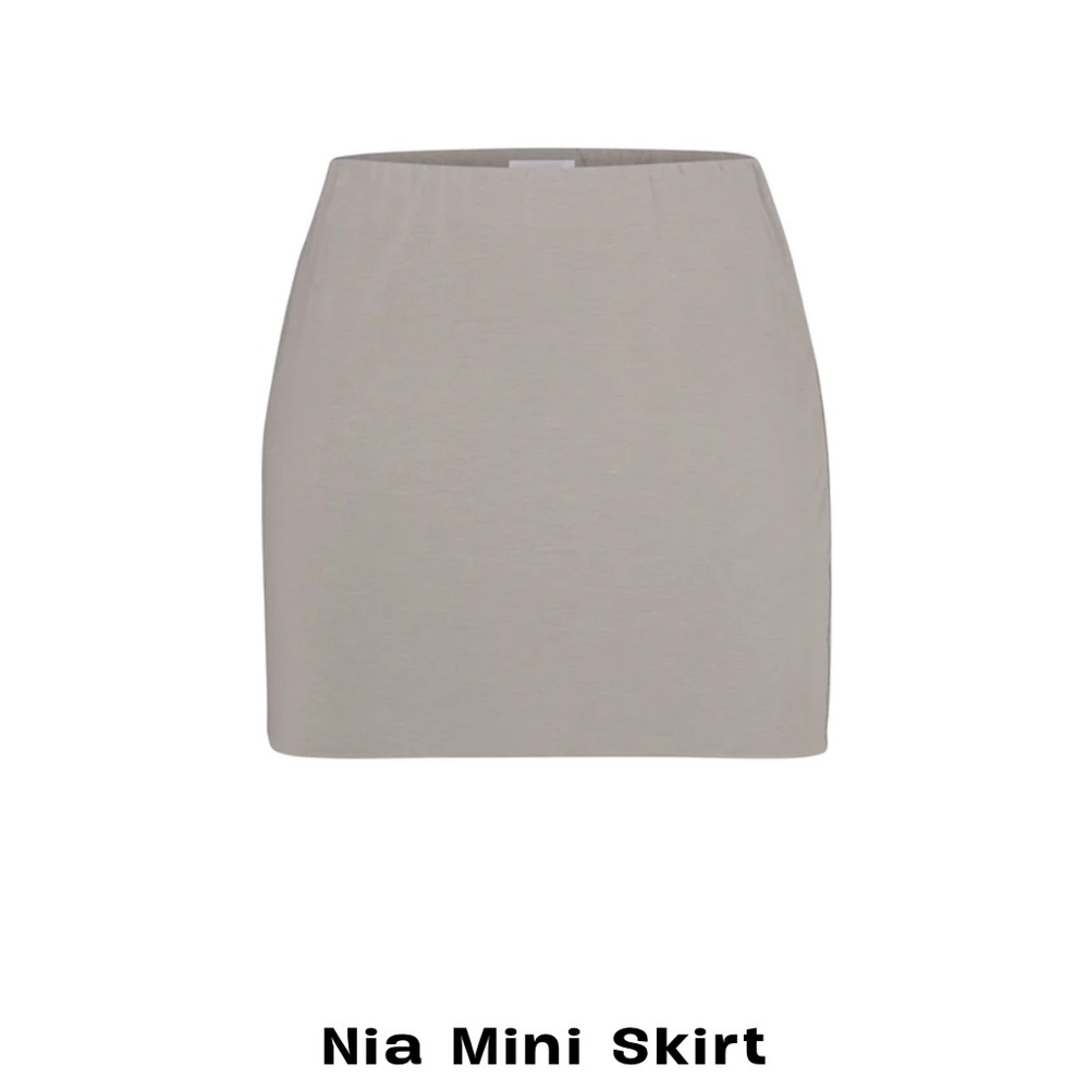 Nia mini skirt